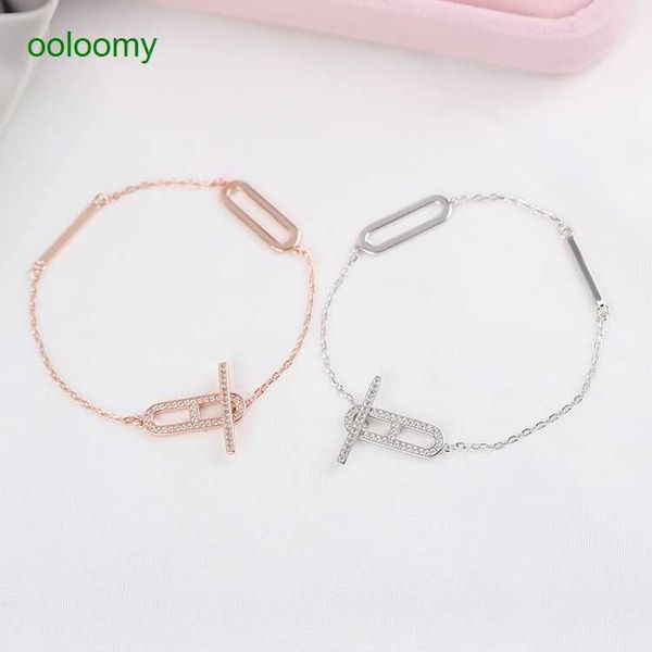 Hemres Designer Bracelet S925 Sterling Silver Hollow Pig Nose Bracelet Korean Edition Ot Button h Temperament Simple Personality Network Red

Rewritten:
Hemres stylish S925 silver pig nose bracelet...