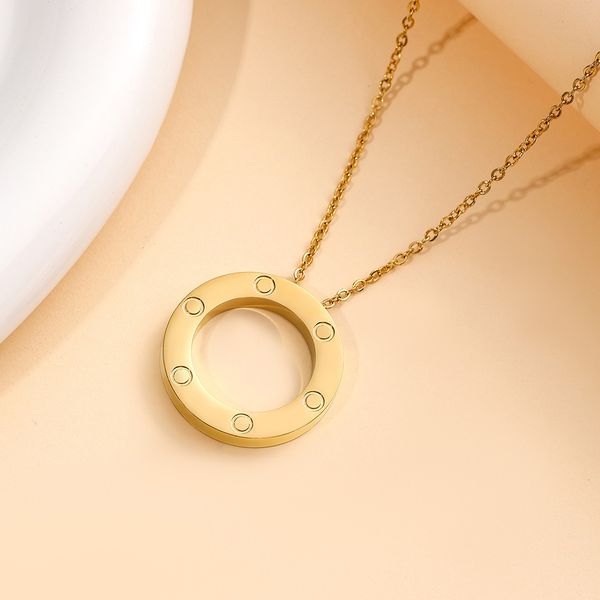High-end designer women's love necklace with 316L titanium steel slide pendant and classic collar design