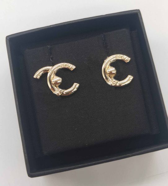 High-quality 18k gold plated charm stud earrings with minimalist design, box stamped PS7135A