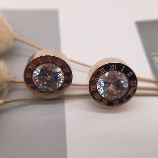 High-quality stainless steel Roman numeral hip hop earrings with simulated diamonds for men and women in rose gold