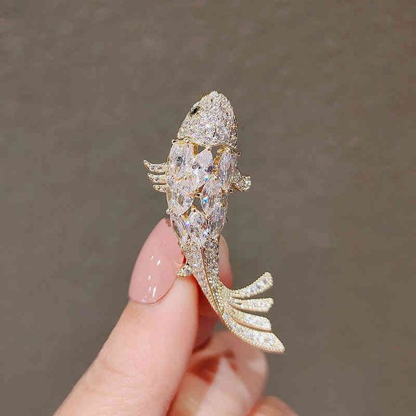 Japan and South Korea see an annual surge in fish brooch designs, stylish small accessories for women's sweaters and suits