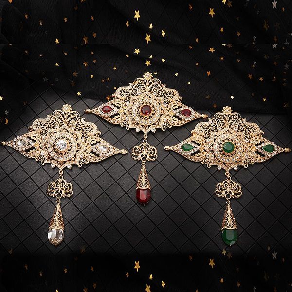 Large Moroccan-style brooches featuring hollow crystal designs with rhinestones, perfect for Arabic weddings