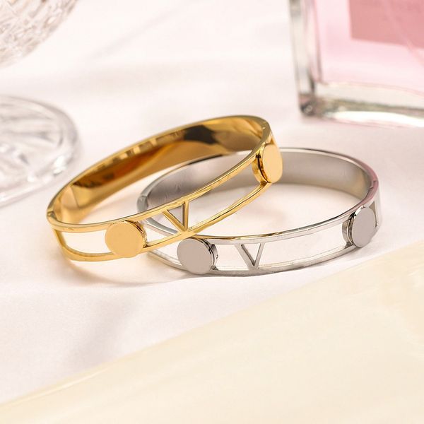 Luxurious 18K gold-plated stainless steel bangles for women, elegant wedding and lovers' gifts, available wholesale