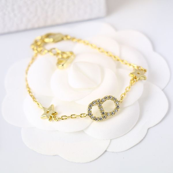 Luxurious gold bracelet for women featuring trendy diamond star design, a stylish new jewelry piece