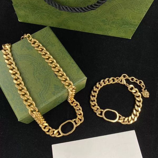 Luxurious women's gold chain necklace and bracelet set, elegant letter jewelry perfect for parties, engagements, and birthdays