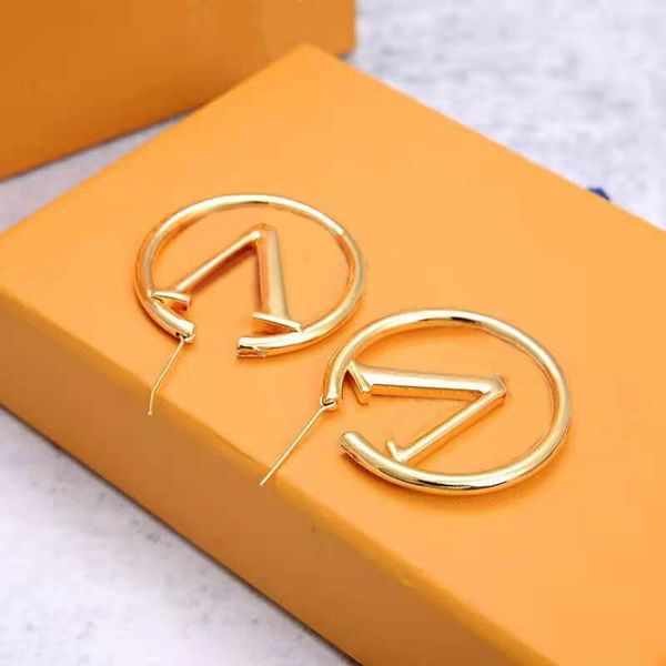 Luxury designer gold hoop earrings for women, 4cm with letter-L brand, simple circle studs, perfect as wedding or engagement gifts