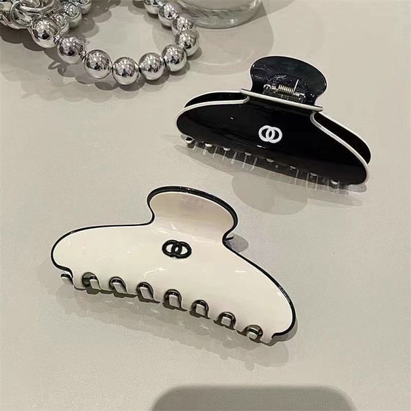 Luxury designer hair clips and barrettes for women, elegant claw clips and charming hairpins as stylish accessories