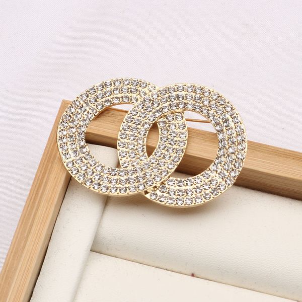 Luxury geometric brooches for women and men with gold/silver inlay, crystal rhinestones, pearls, perfect for Christmas parties and weddings