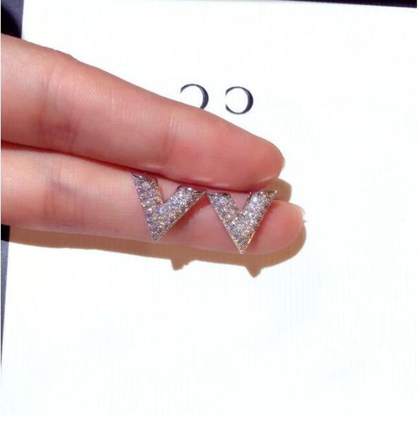 Luxury geometric earrings for women with round crystal rhinestones and pearls, perfect for weddings and parties