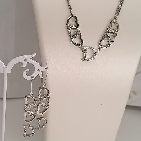 Medieval-inspired double-layered inlaid chain necklace with matching earrings for women