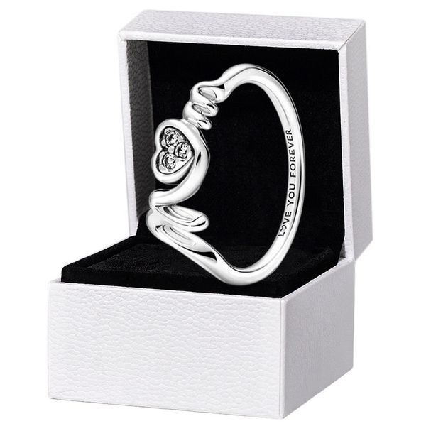 Mom's elegant heart ring in 925 sterling silver, a luxurious Mother's Day jewelry set with crystal diamonds and retail box