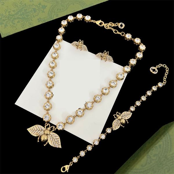 New elegant classic necklace pendant for women, featuring a stylish bee bracelet, fashionable stud earrings, and a chic bangle, perfect as a ladies' jewelry gift for birthdays or friends