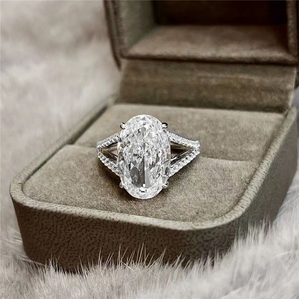 Original S925 Sterling Silver Ring with Oval Cut Diamond for Wedding, Engagement, Prom, Party, High Jewelry, Valentine's Day Gift