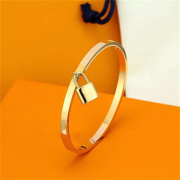 Real Gold Bangles engraved Pulseras Classic fashion charm silver braclets partner armband bracelet initial bracelets bangle luxury elegant j

Elegant engraved gold bangles with classic silver charm bracelets featuring initials and luxury armbands