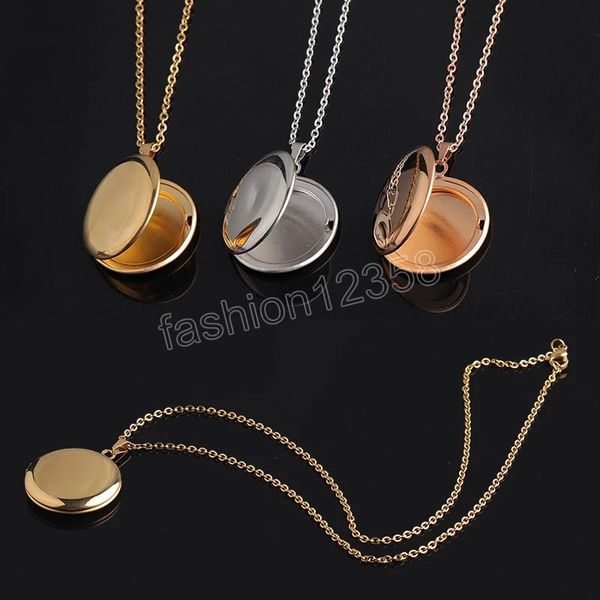 Romantic round locket pendant necklace with openable frame, perfect as a Valentine's couple's gift