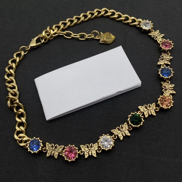 Romantic vintage necklace set with exquisite design, perfect for Valentine's Day or anniversary gifts in a beautiful box