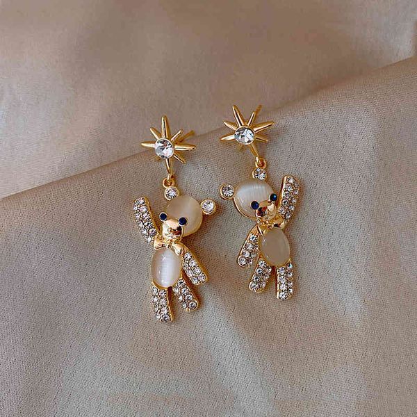 S925 silver Korean diamond star earrings with opal bear design, stylish and versatile for women