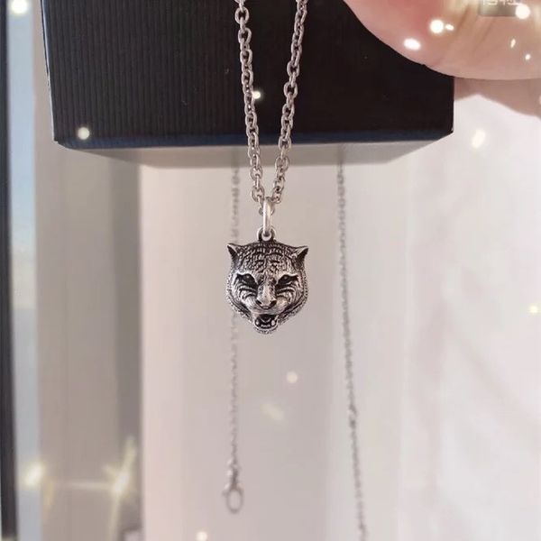 Silver Chain Classic Fashion Tiger Head Necklace Retro Couple Chains High Quality Brass Necklace Seiko High-end Jewelry Supply

Elegant silver tiger head necklace, retro couple chains crafted from ...