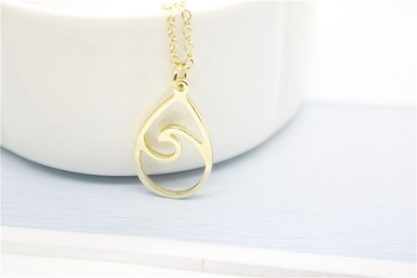 Simple Hollow Drop Pendant Necklace Wave Spray Teardrop Necklace Nautical Beach Party Lucky Amulet Necklace for Ladies Jewelry

Elegant hollow drop pendant necklace with wave spray teardrop design, perfect for nautical beach parties and as a lucky charm for women's jewelry