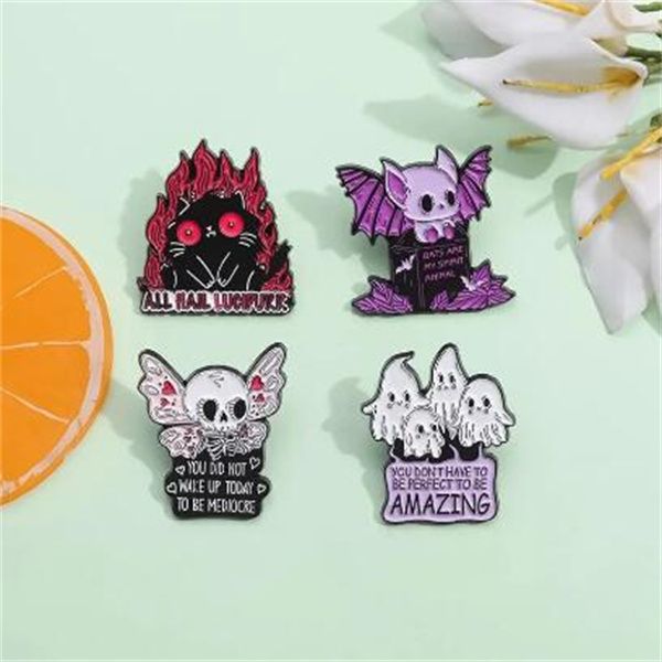 Skeleton Bat Badge with Removable Pins and Flip Neck Design, Fun Jewelry Gift for Kids and Friends