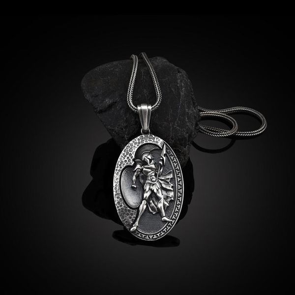 Spartan warrior's necklace with a wind-swept chain design for men