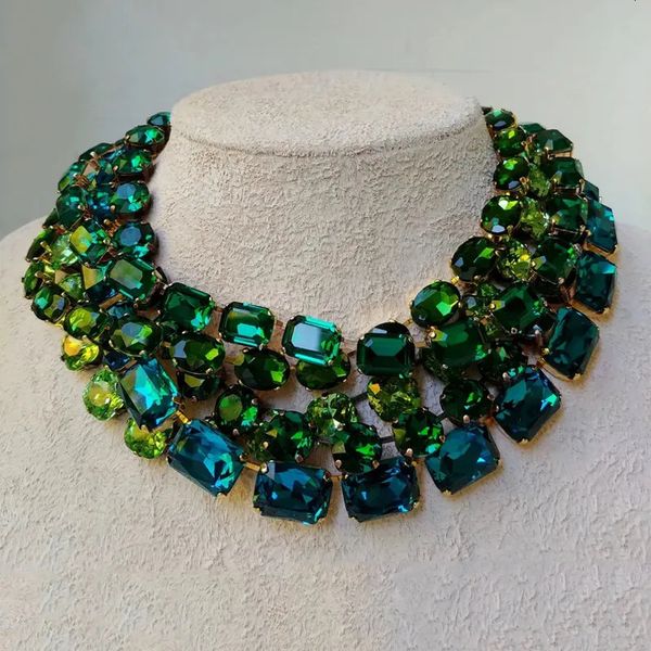Spring-style green crystal bib choker necklace with round, oval, and square glass chain for a bold fashion statement