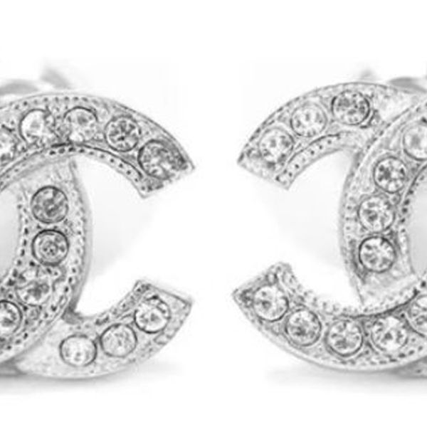 Stud Earrings Pearl Diamond Drop Gold Earrings Designer for Woman Fashion Brand Not Fade Silver Wedding earings

Elegant pearl and diamond drop stud earrings in gold or silver for women, a fashiona...