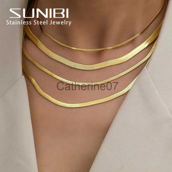 SUNIBI's 316L stainless steel snake chain pendant necklace for women, a golden herringbone choker jewelry piece ideal as gifts