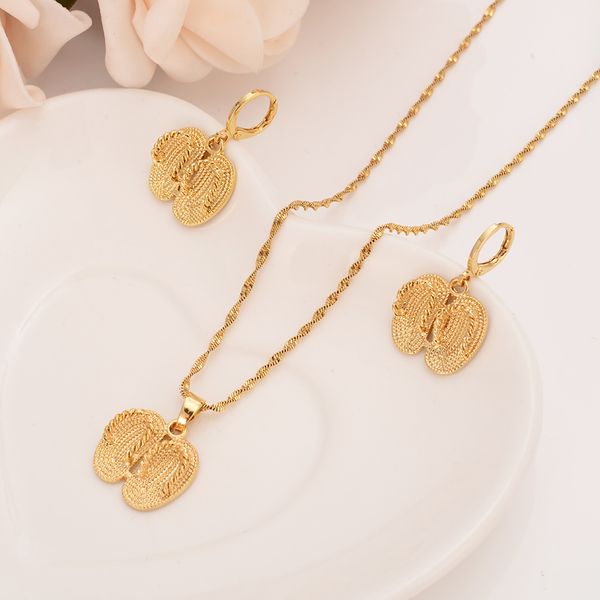 Sweethearts Jewelry Set Necklace Piecemeal pendant Earring Slippers Habesha 18k Solid Fine Gold G Shoes Sets women

Rewritten:
Lovely jewelry set with necklace, earrings, and slippers in 18k solid ...