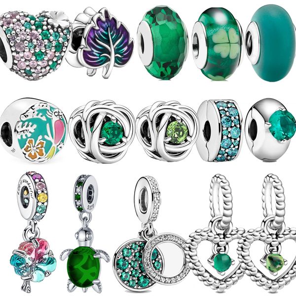 The trendy spring collection's green crystal four-leaf clover beaded floral pendant jewelry clip, compatible with bracelets, crafted in S925 silver