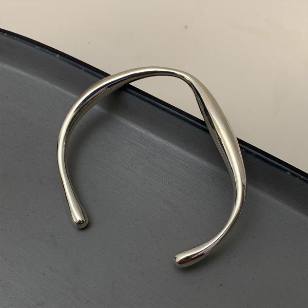 Trendy 7-ring 925 silver geometric open bracelet for women, a minimalist luxury jewelry accessory