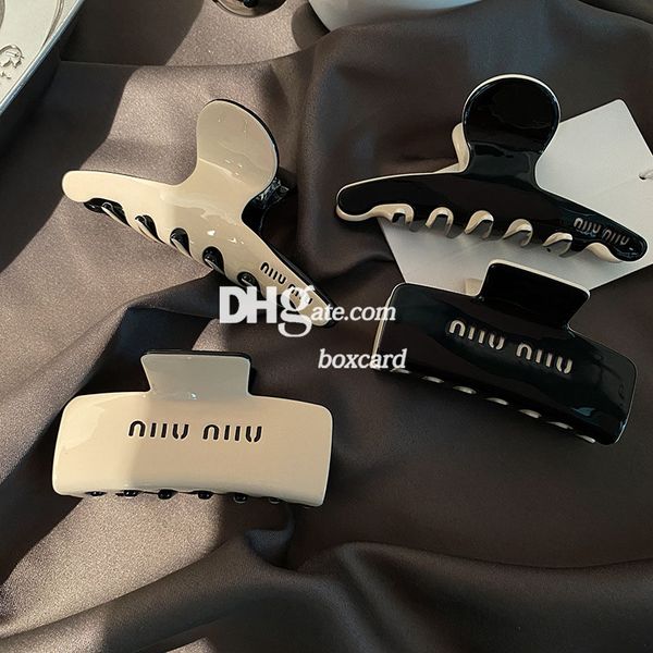 Trendy elegant hair claw clips with black letter barrettes for stylish girls' hair accessories