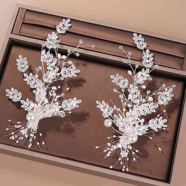Wedding Hair Jewelry Accessories Tuan Ming Pin Selling Crystal Bride Headdress Dress Banquet

Elegant crystal bridal hair accessories and headpieces for wedding banquets by Tuan Ming Pin