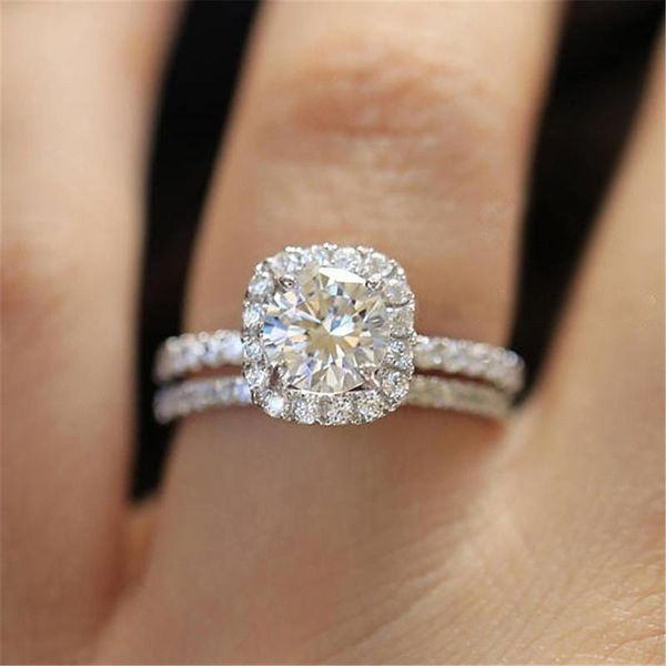 WUKALO 2-piece bridal set featuring round brilliant cubic zirconia in prong setting, perfect for women's engagement and anniversary rings
